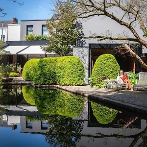 https://guesthouse-cabosse.brusselshotelsbook.com