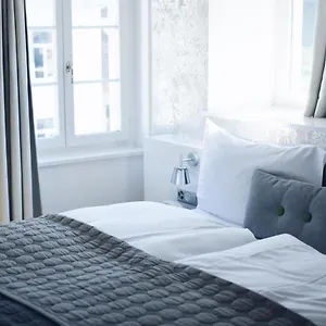 Roessli Otel
